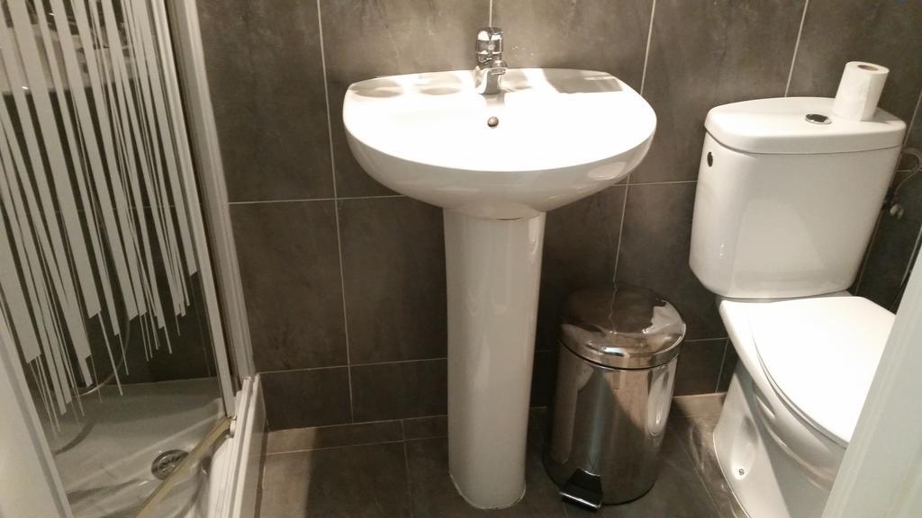 Hostal Montecarlo Madrid Ngoại thất bức ảnh