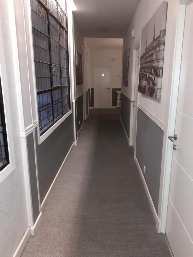 Hostal Montecarlo Madrid Ngoại thất bức ảnh