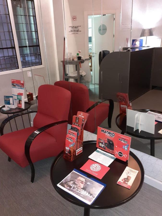 Hostal Montecarlo Madrid Ngoại thất bức ảnh