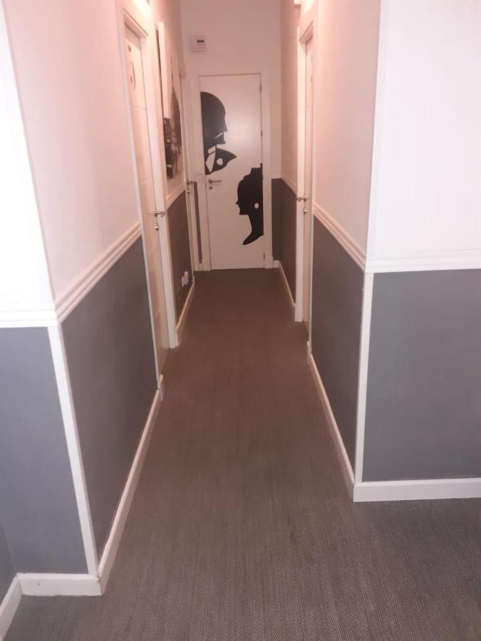 Hostal Montecarlo Madrid Ngoại thất bức ảnh